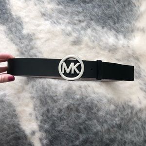 Michael Kors black belt w/ silver emblem NWT